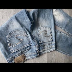 Silver Jeans Size 28 Length 33 Aiko Bootcut